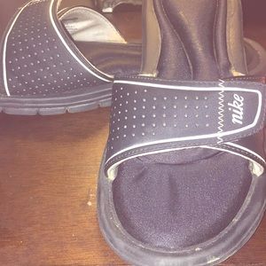 Used Nike Slides